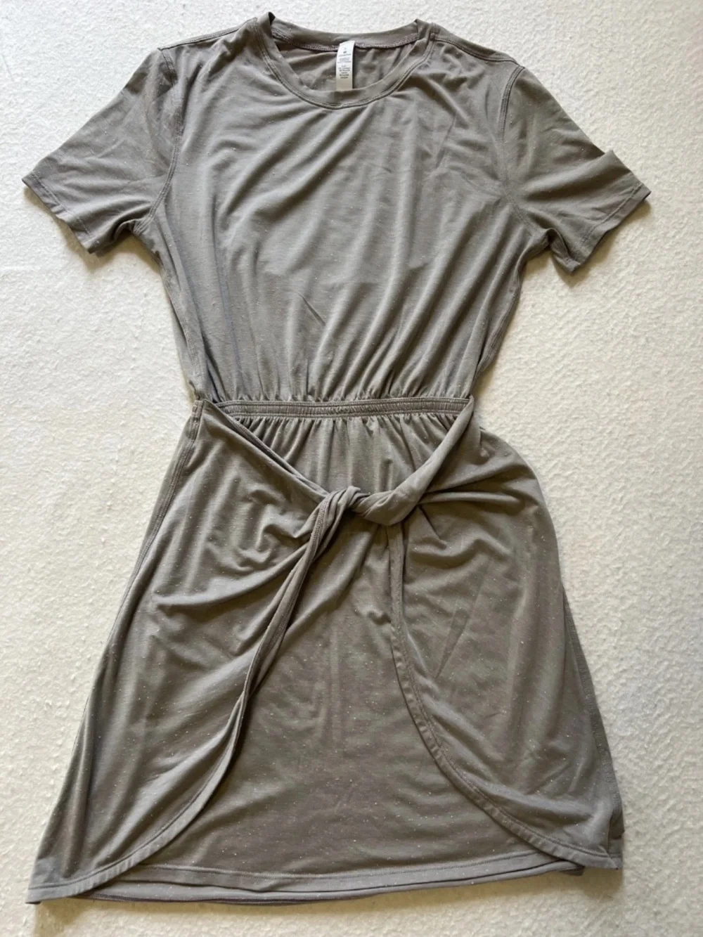 Lululemon Gray heather Unwind Your Mind short sleeve tee dress Women's Size 2